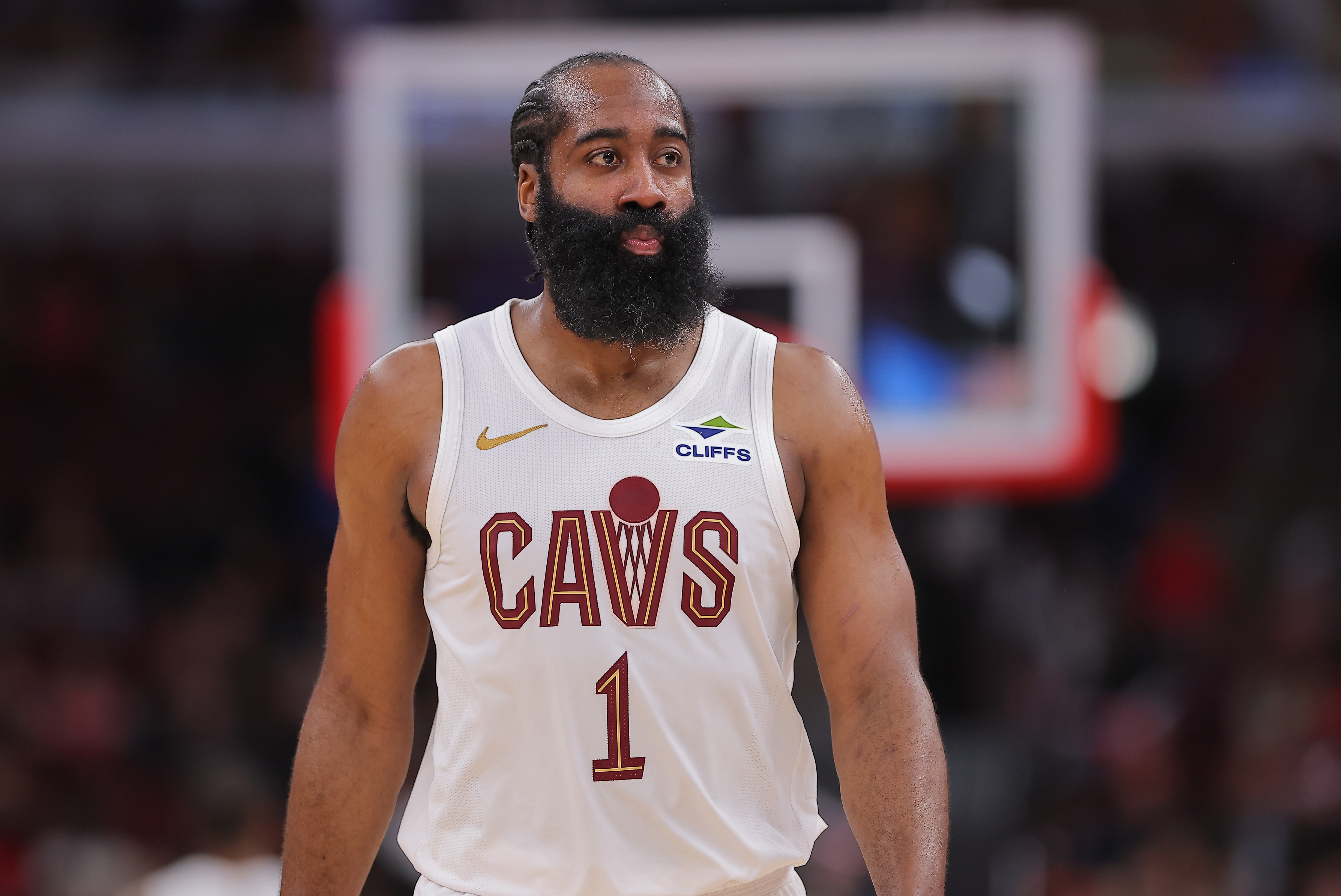 华体会体育官方APP下载-豪赌哈登让骑士已无路可退 若未达预期今夏将迎阵容&amp;管理层大换血